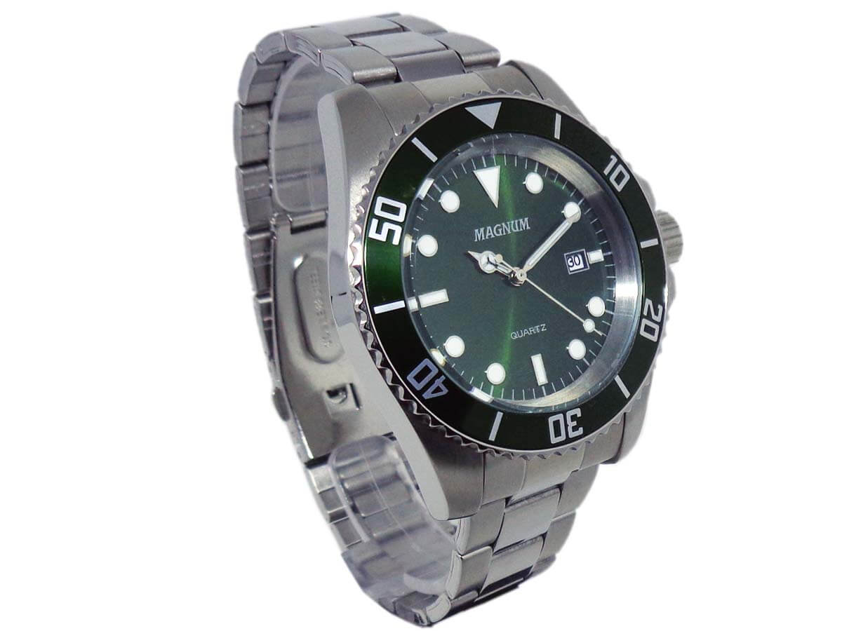 Relógio masculino Magnum prata, mostrador verde, analógico, com
